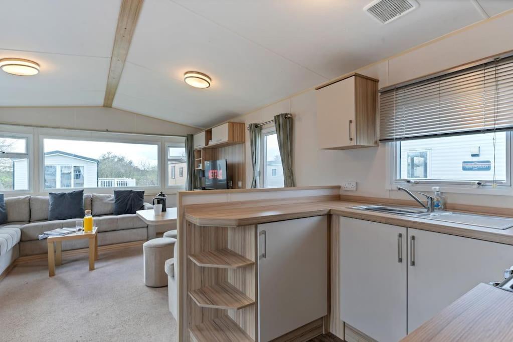 Tattershall Lakes: Sally'S Superior Stay Exterior foto
