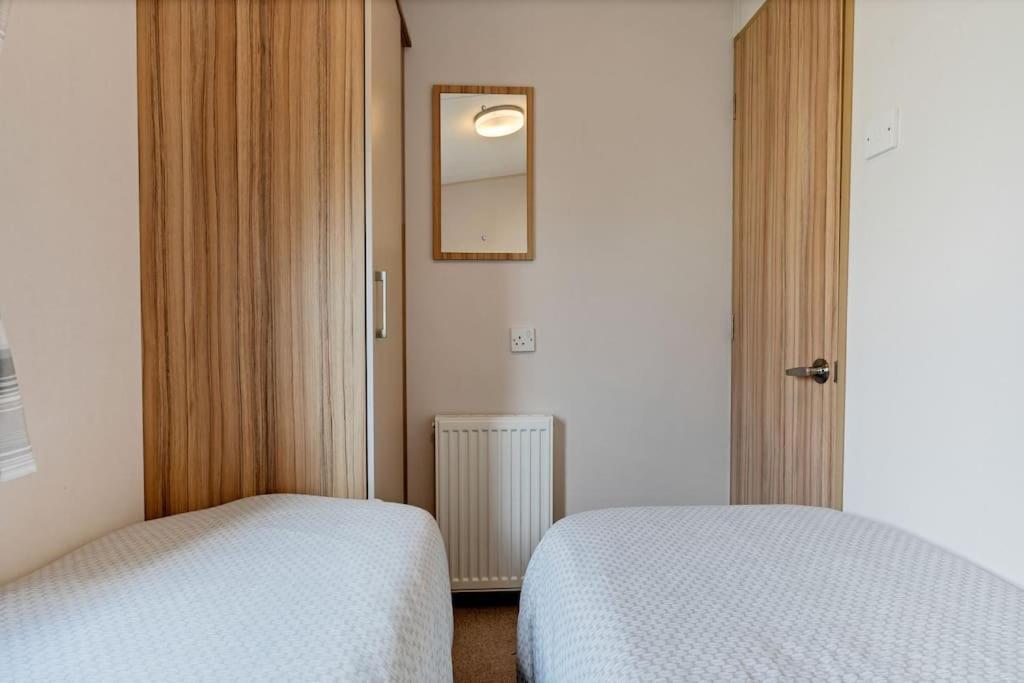 Tattershall Lakes: Sally'S Superior Stay Exterior foto