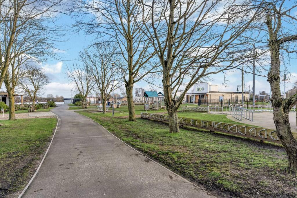 Tattershall Lakes: Sally'S Superior Stay Exterior foto